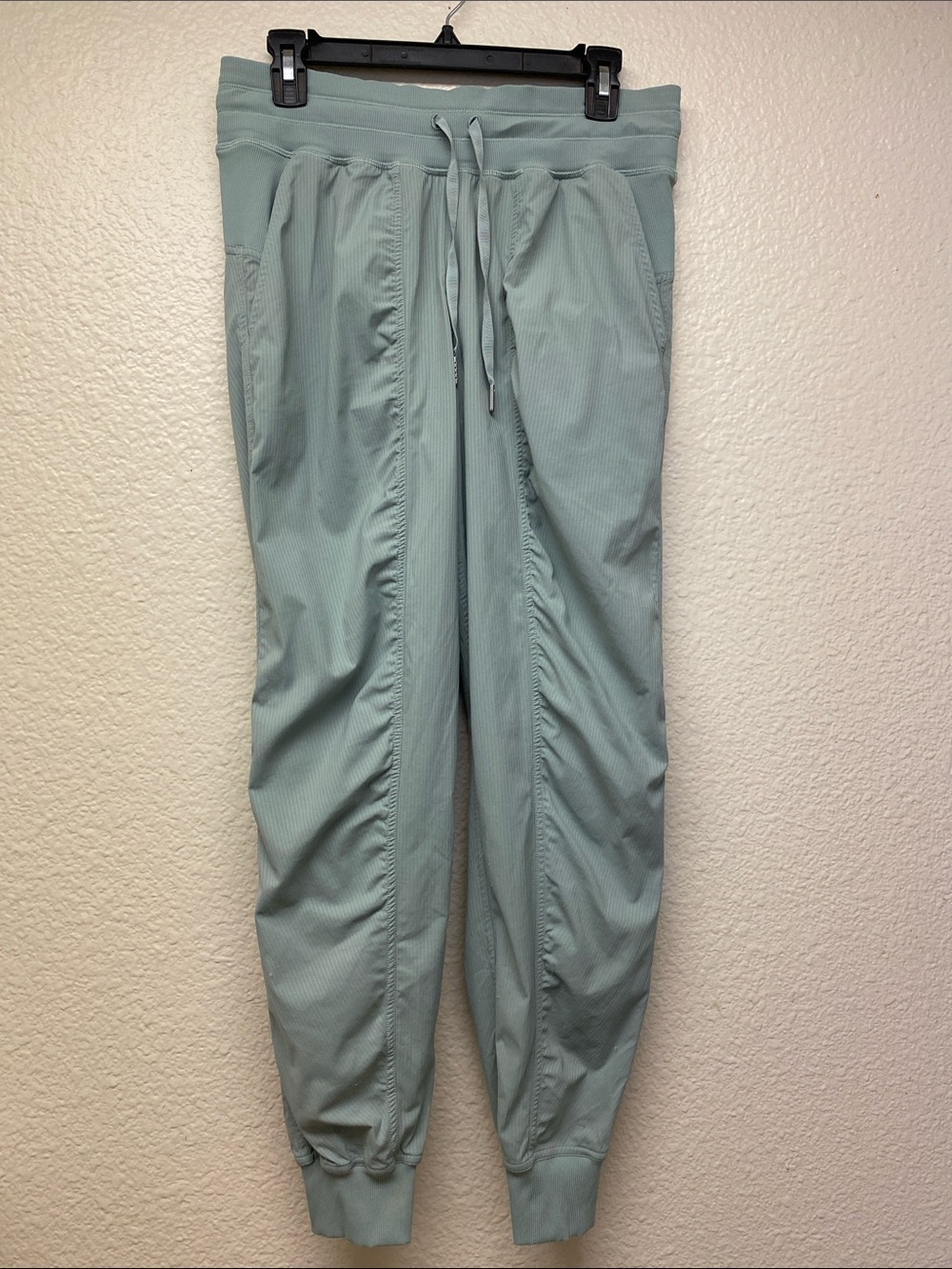 Lululemon Dance Studio Jogger - Picture 4 of 13